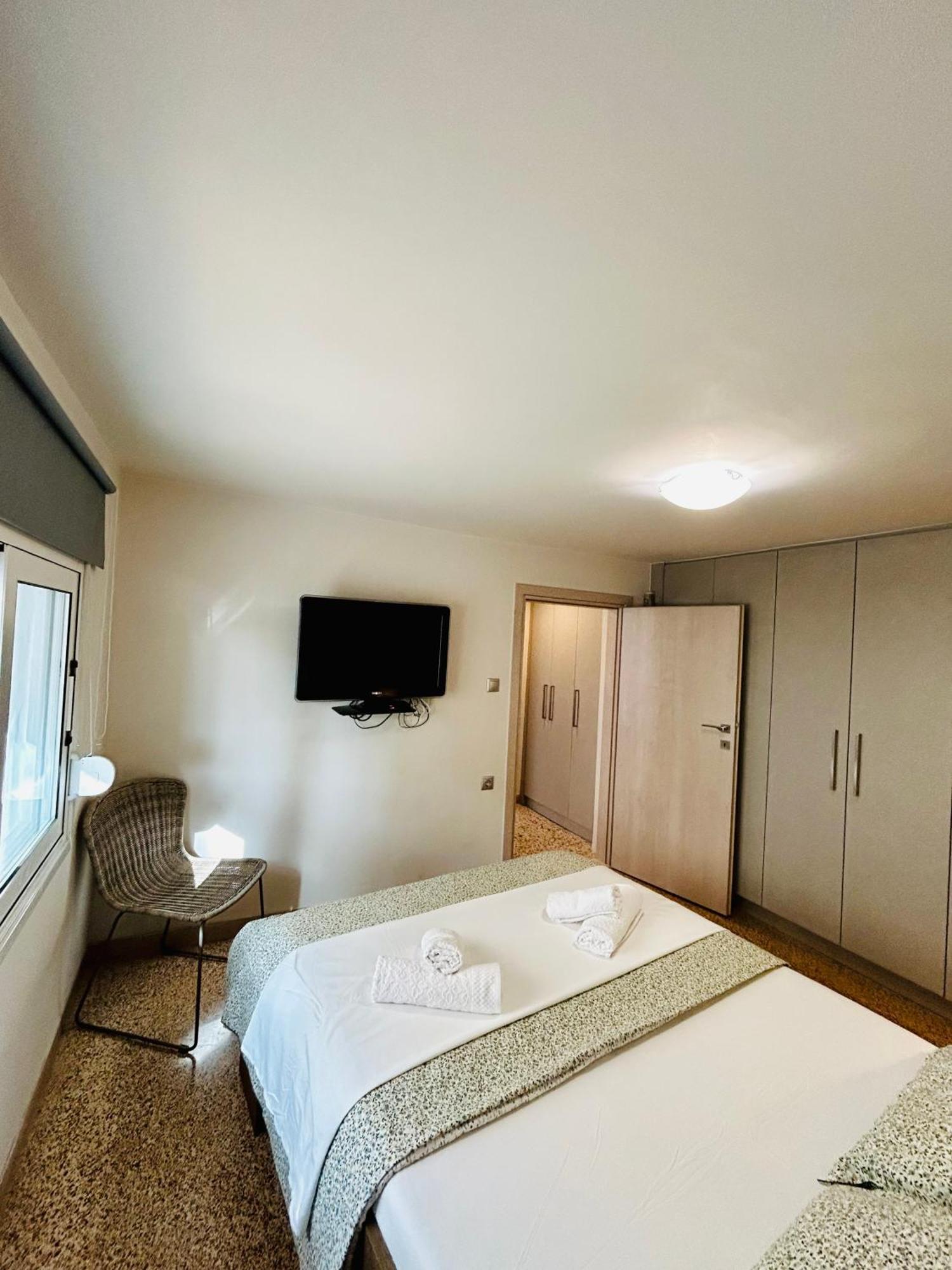 Marina'S Seacret Apartment Corinth Bagian luar foto